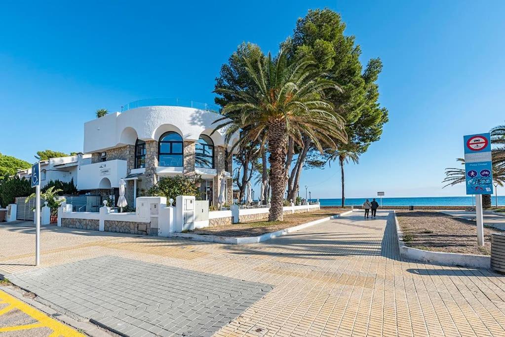 2 Min From The Sea Pool, Comfort And Free Wifi Miami Playa Bagian luar foto