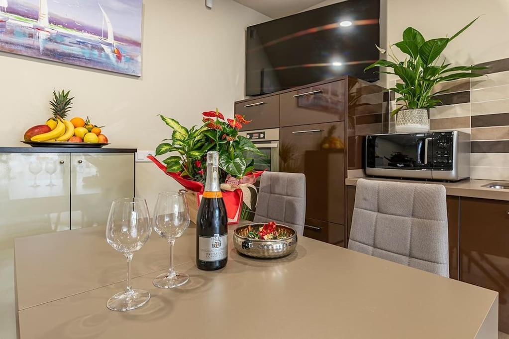 2 Min From The Sea Pool, Comfort And Free Wifi Miami Playa Bagian luar foto